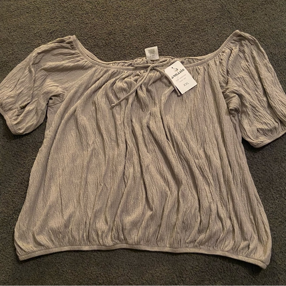 Peasant top